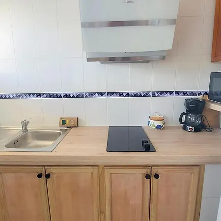 Familiar 2 Hab. En Primera Linea De Mar En Llanca, Se Admiten Mascotas - Es-170-89 Apartamento